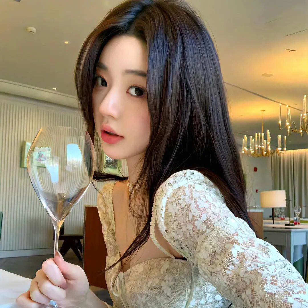 你是人贩子但我是螳螂精